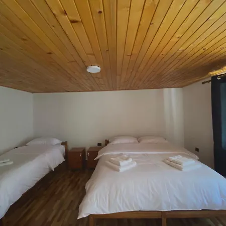 Rexhepi, Valbone Bajram Curri